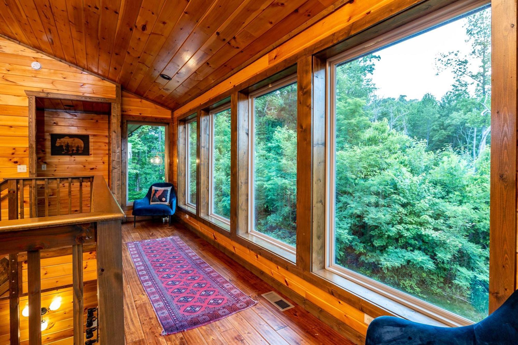 גטלינבורג The Solstice - Amenities Galore Mountain Retreat מראה חיצוני תמונה