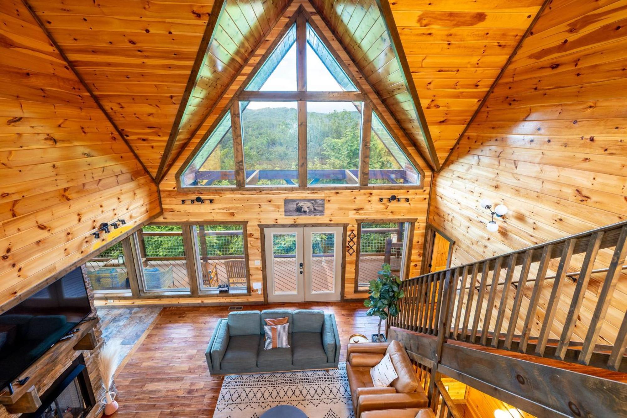 גטלינבורג The Solstice - Amenities Galore Mountain Retreat מראה חיצוני תמונה