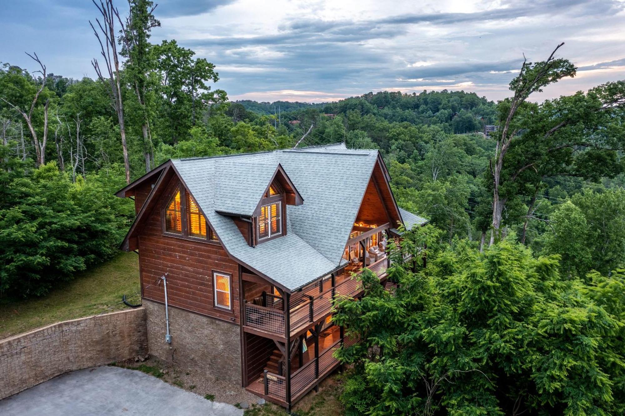 גטלינבורג The Solstice - Amenities Galore Mountain Retreat מראה חיצוני תמונה
