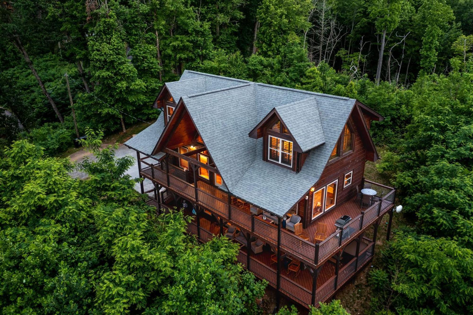 גטלינבורג The Solstice - Amenities Galore Mountain Retreat מראה חיצוני תמונה