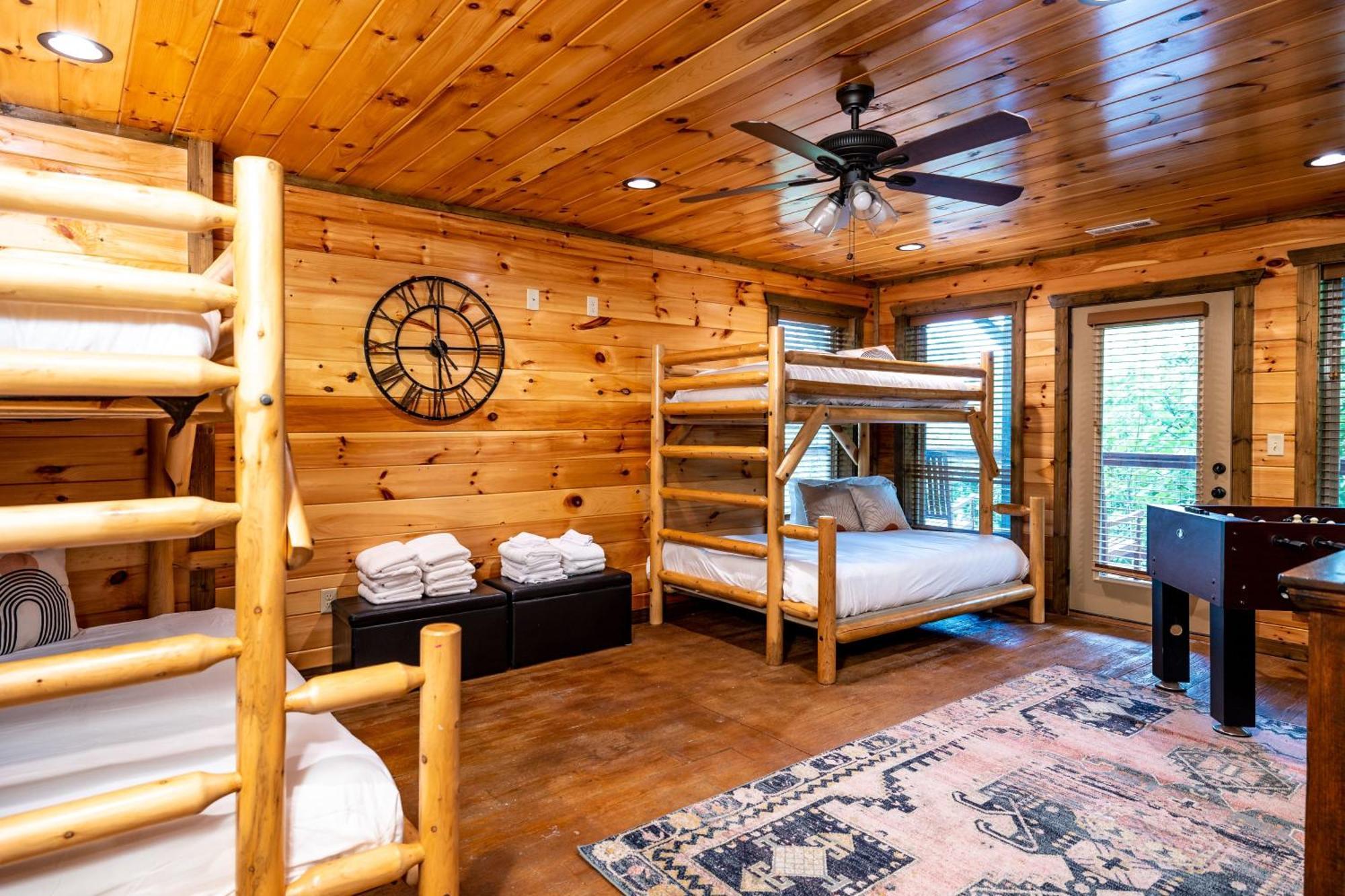 גטלינבורג The Solstice - Amenities Galore Mountain Retreat מראה חיצוני תמונה