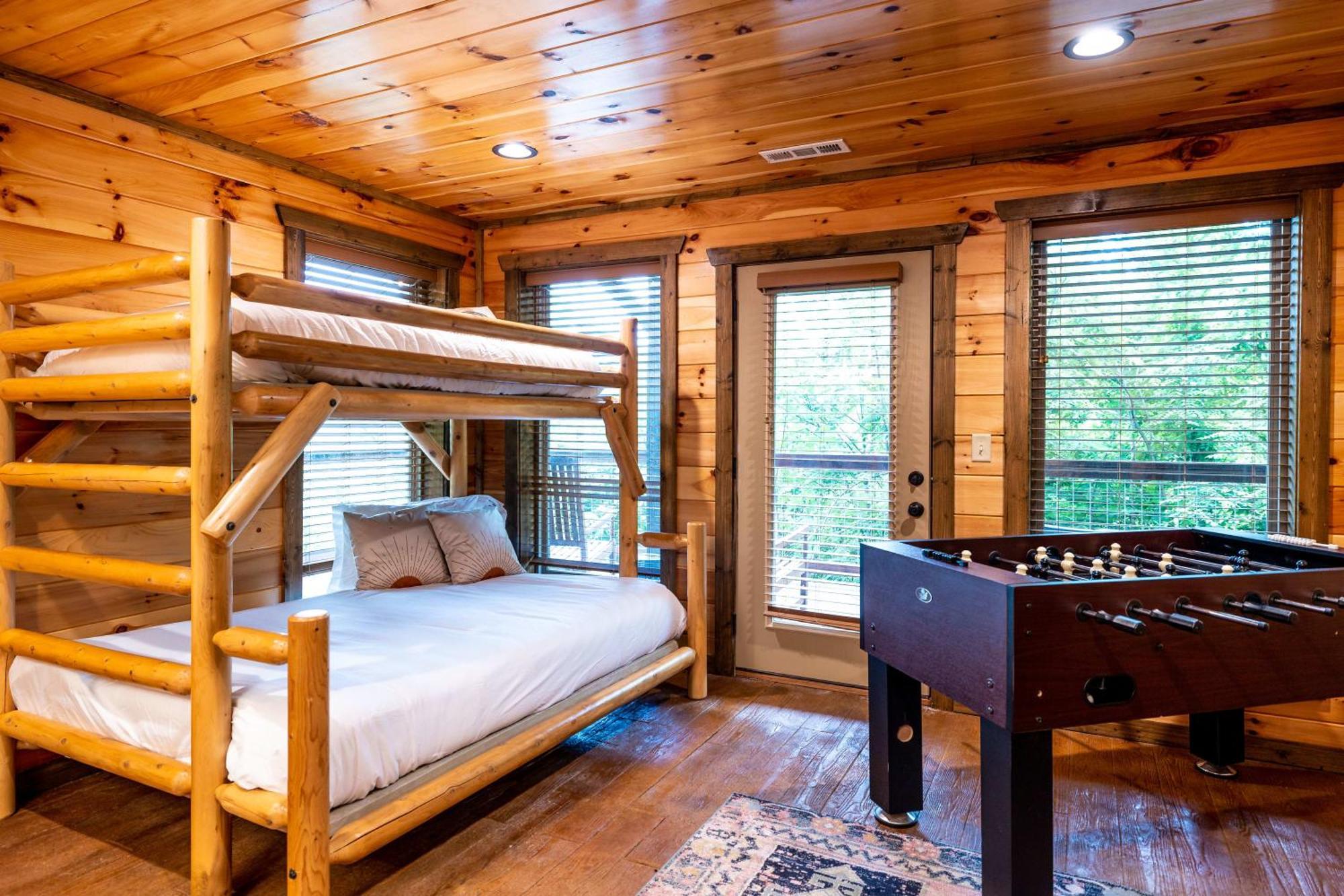 גטלינבורג The Solstice - Amenities Galore Mountain Retreat מראה חיצוני תמונה