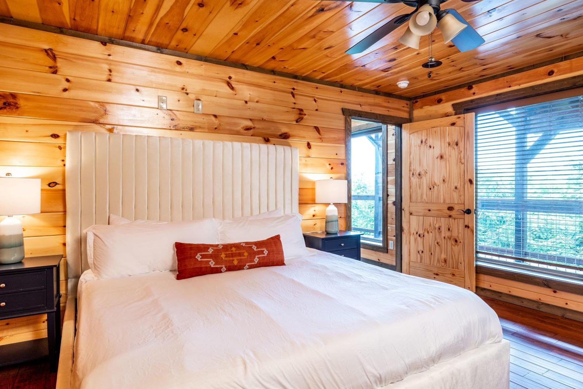 גטלינבורג The Solstice - Amenities Galore Mountain Retreat מראה חיצוני תמונה