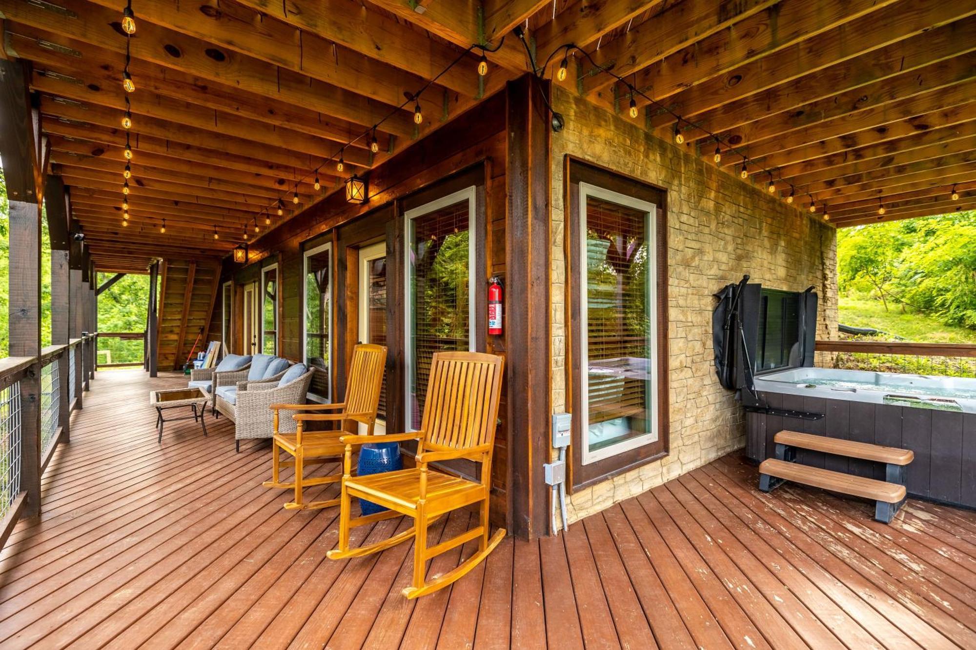 גטלינבורג The Solstice - Amenities Galore Mountain Retreat מראה חיצוני תמונה