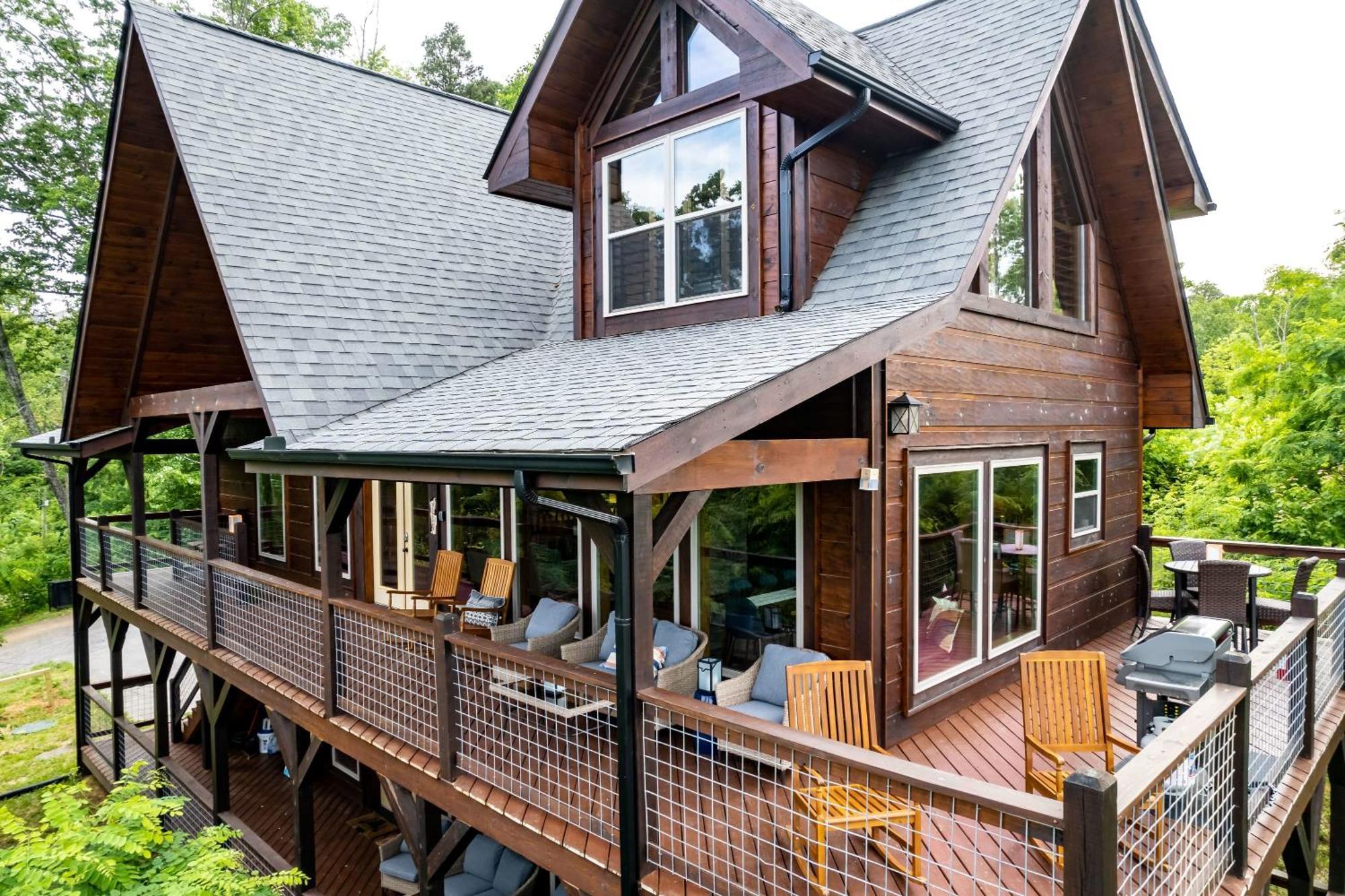 גטלינבורג The Solstice - Amenities Galore Mountain Retreat מראה חיצוני תמונה