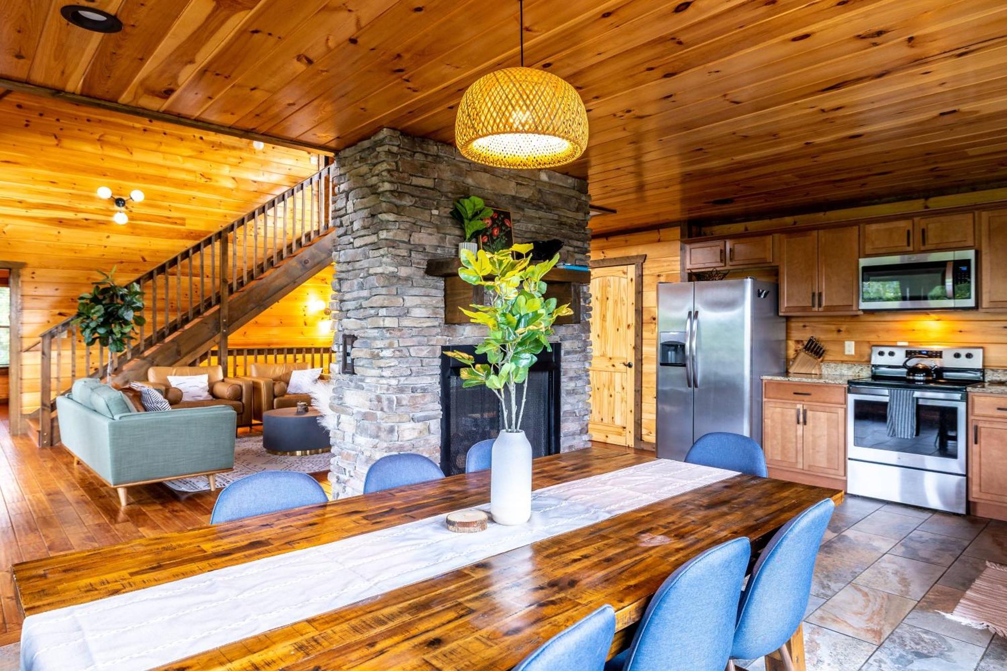 גטלינבורג The Solstice - Amenities Galore Mountain Retreat מראה חיצוני תמונה