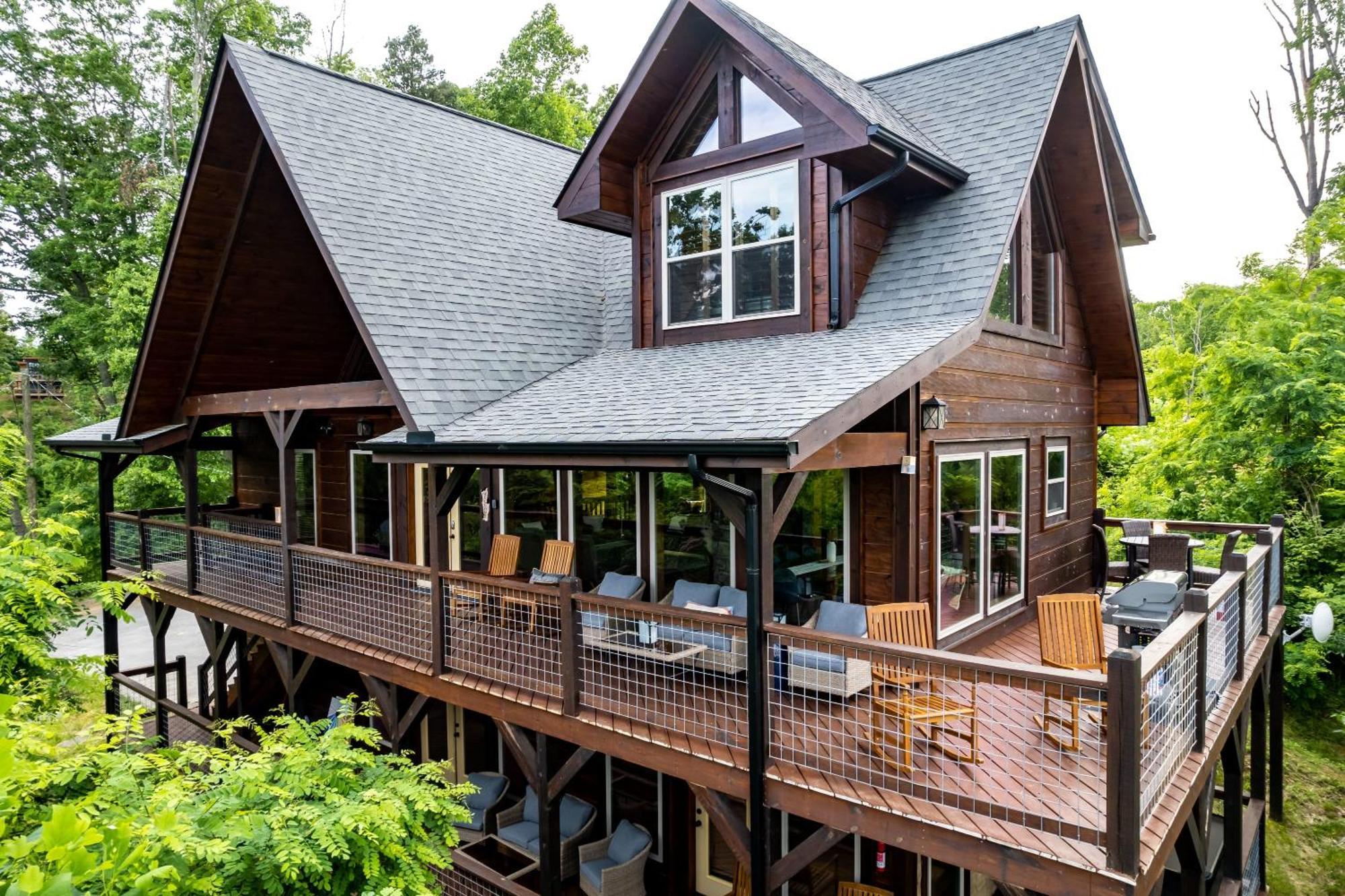 גטלינבורג The Solstice - Amenities Galore Mountain Retreat מראה חיצוני תמונה