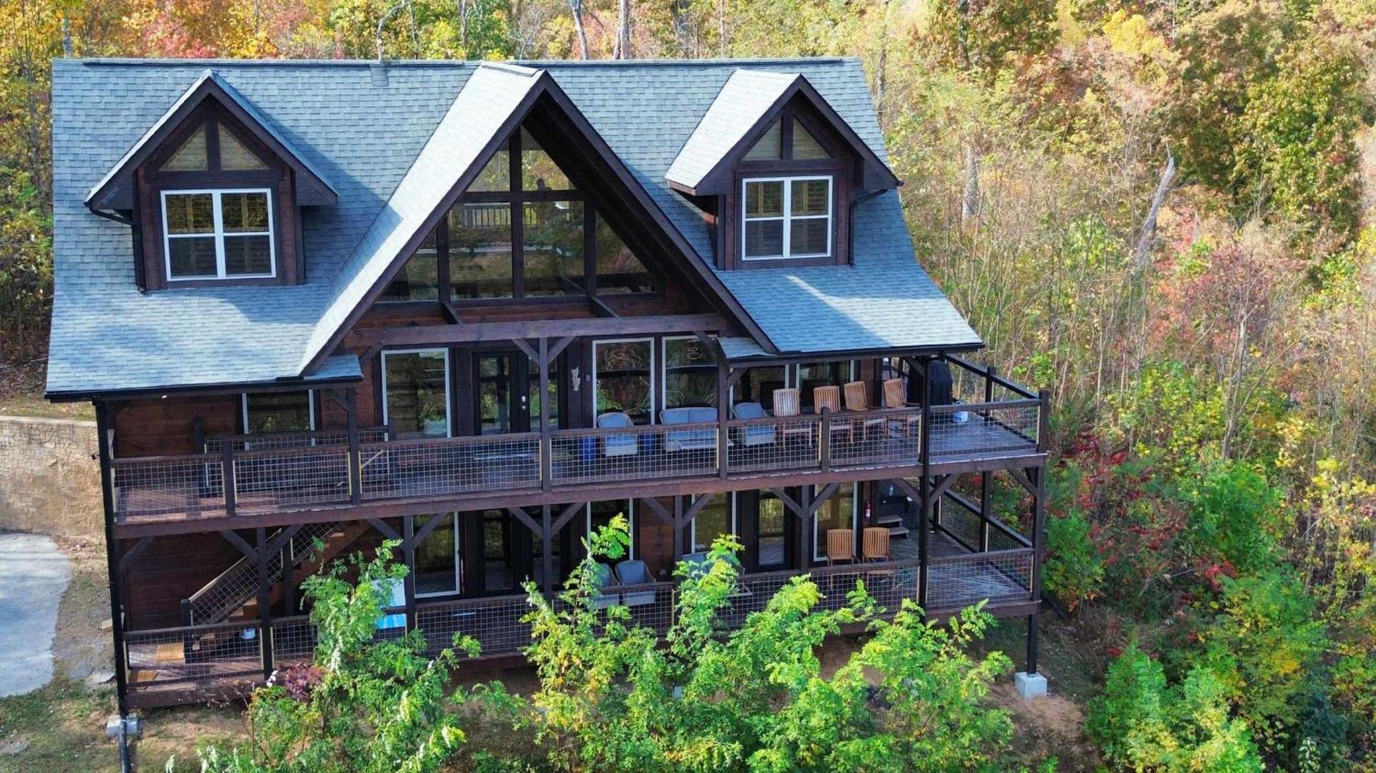 גטלינבורג The Solstice - Amenities Galore Mountain Retreat מראה חיצוני תמונה